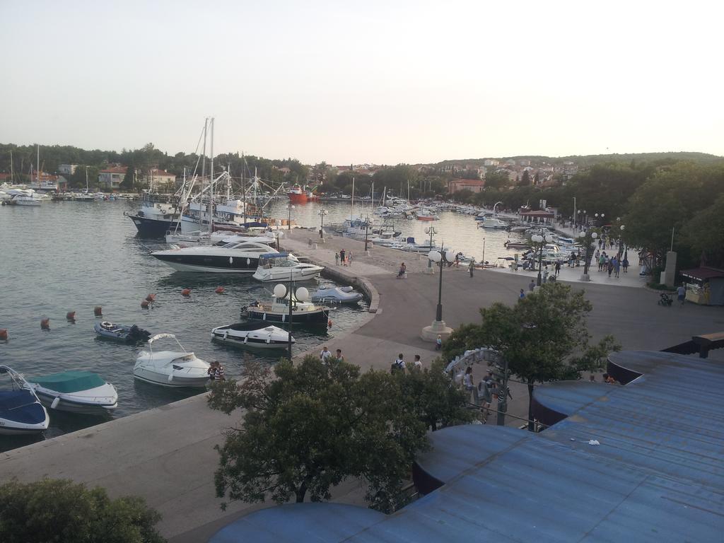 Apartment Ribica Krk Island Екстер'єр фото