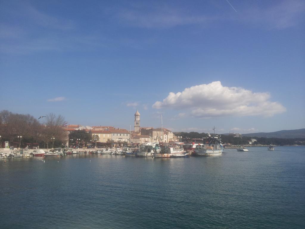 Apartment Ribica Krk Island Екстер'єр фото